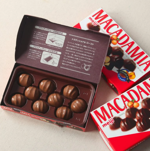 Meiji Macadamia Chocolate 2.2 Oz (64 g)