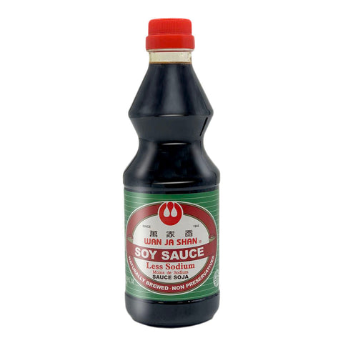 Wan Ja Xiang Less Sodium Soy Sauce Naturally Brewed 16.9 FL Oz (500 mL) - 万家香酱油